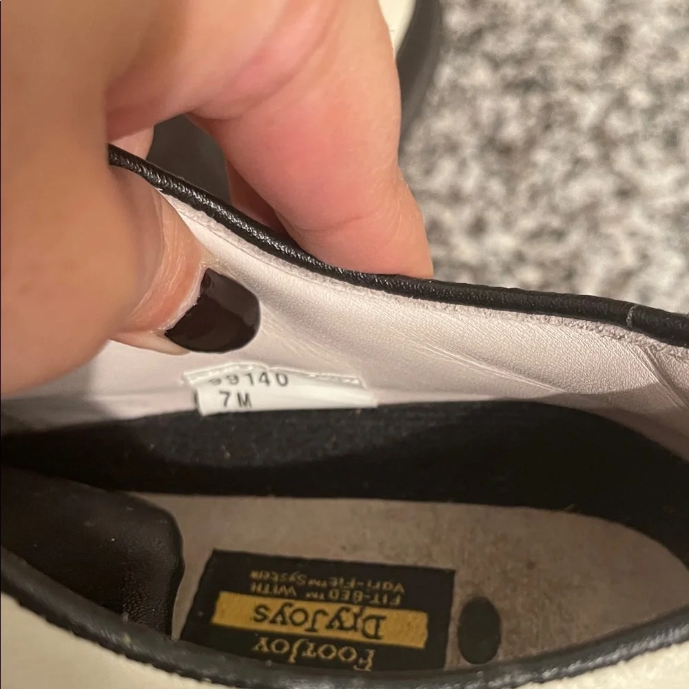 Vintage FootJoy Black and Cream Golf Shoes